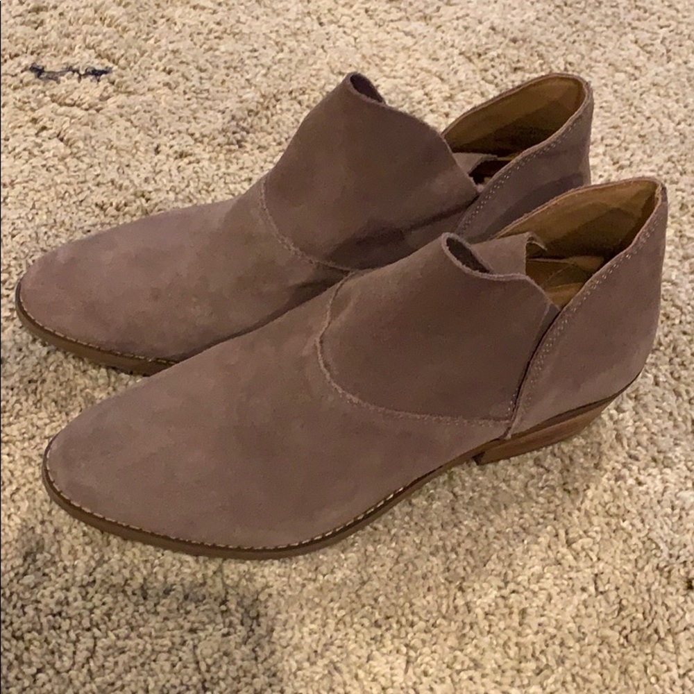 Lucky Gray Booties